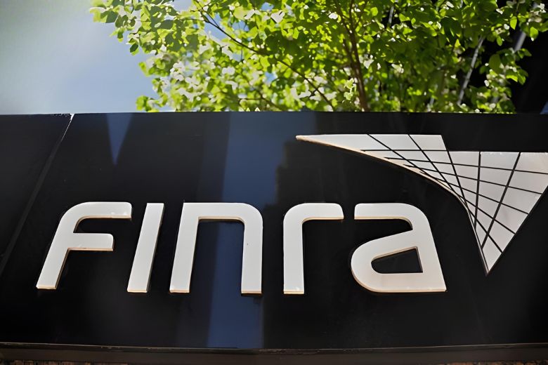 金融業監理局（FINRA）